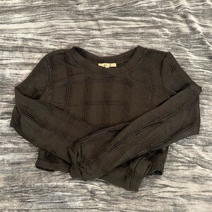 Black Crop Long Sleeve Top by 36.5